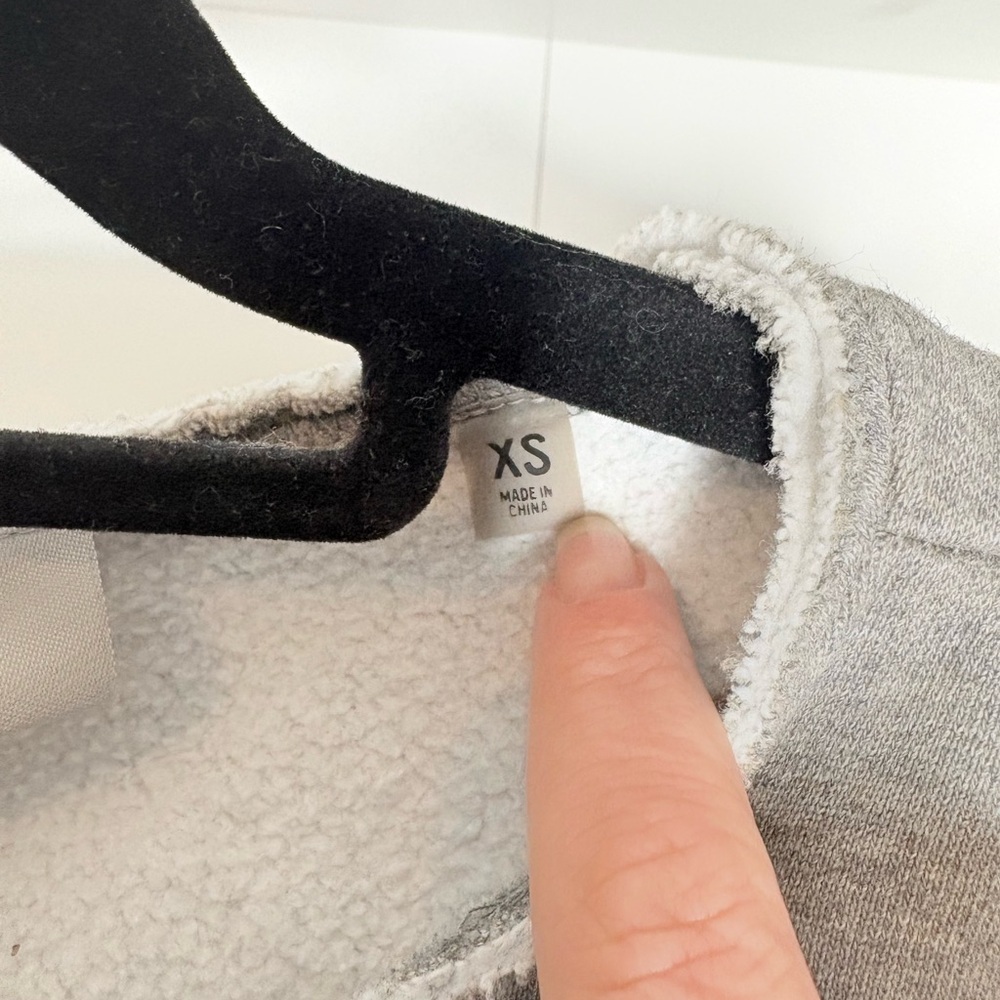 Essentials fear of God grey crew neck sweatshirt size XS - Picture 4 of 4